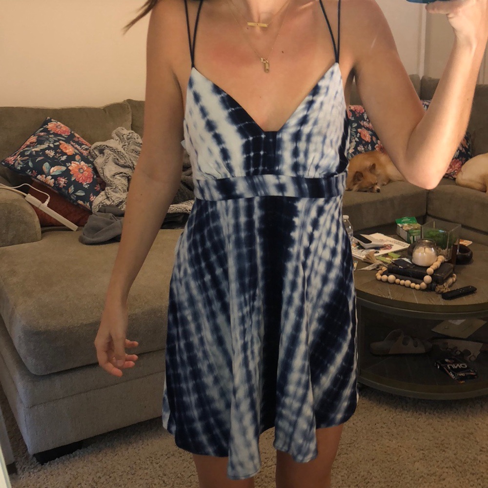 Blue and white tie dyed backless dress